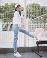 年轻漂亮的女士护士内衣_：高清在线观看
